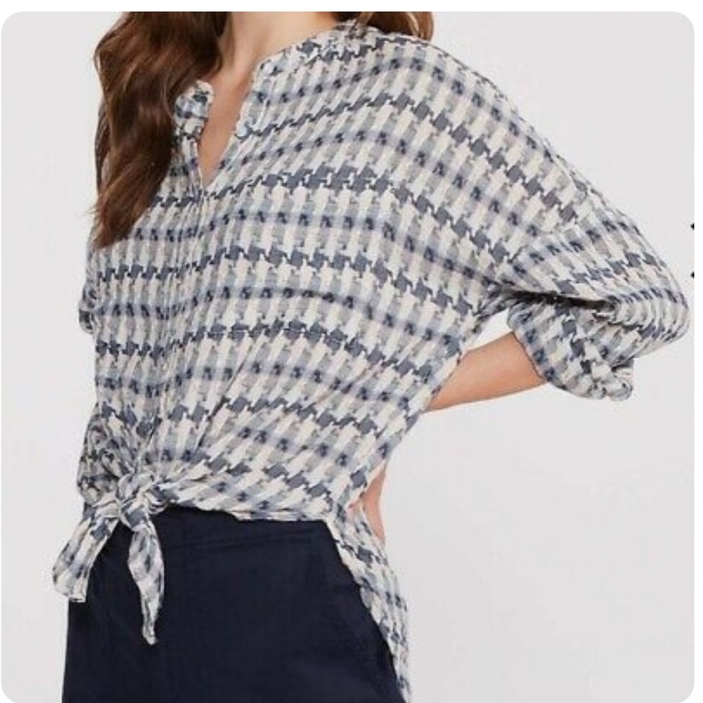 Lou and Grey Pastel Woven Button Up